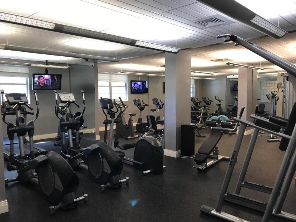 הוליווד 2Bd Condo Christmas Retreat Pool Beachside מראה חיצוני תמונה