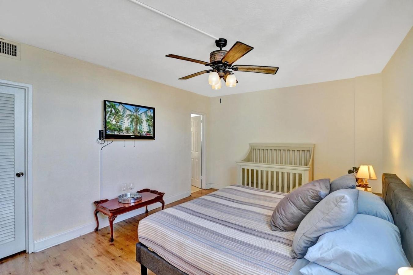 הוליווד 2Bd Condo Christmas Retreat Pool Beachside מראה חיצוני תמונה
